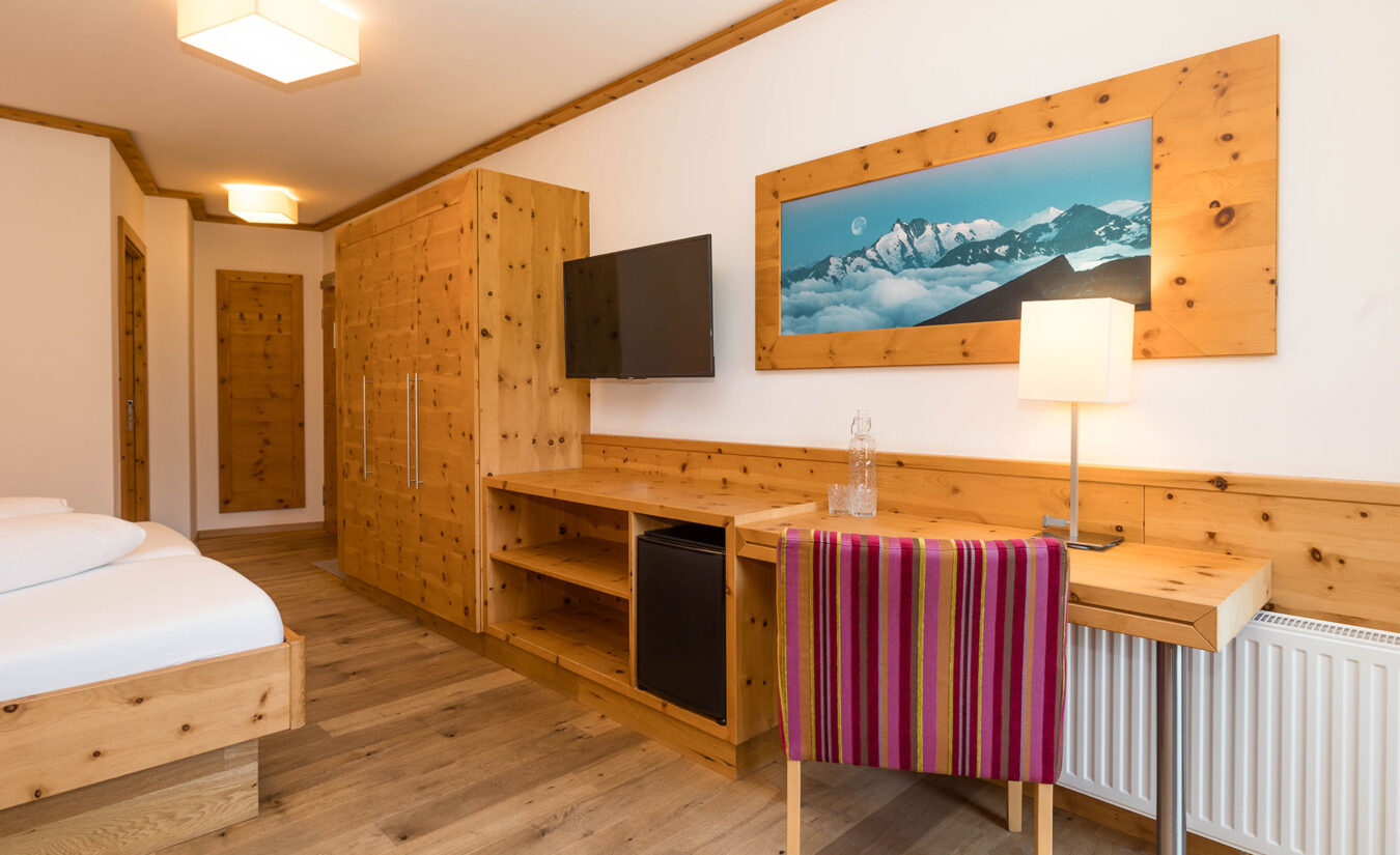 Doppelzimmer Alpenklang Zirbe Family - Zimmer in Großarl