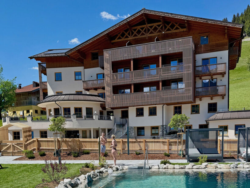 Schwimmteich - Hotel Alpenklang, Sommerurlaub im Großarltal Schwimmteich - Hotel Alpenklang, Sommerurlaub im Großarltal